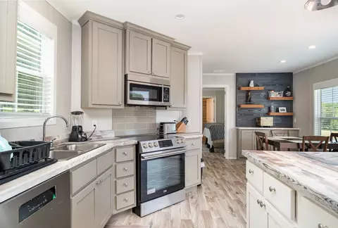 Kitchen - 1640 Eno Rd, Dickson, TN 37055 photo 5 of 5