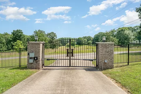 Other - 1640 Eno Rd, Dickson, TN 37055 photo 1 of 12