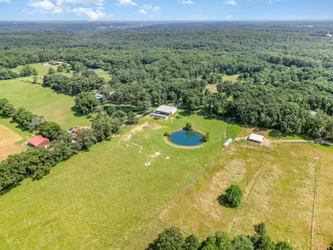 View/Area - 1640 Eno Rd, Dickson, TN 37055 photo 7 of 10