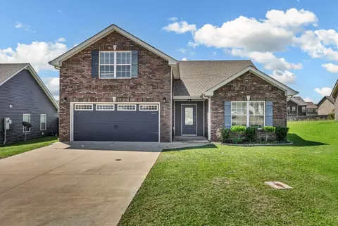 1044 Charles Thomas Dr, Clarksville, TN 37042