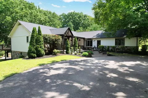 1245 Weeks Dr NE, Cleveland, TN 37312