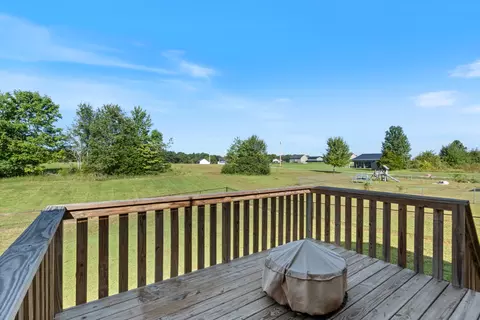 Exterior - 1274 Oak Grove Rd, Dickson, TN 37055 photo 6 of 12