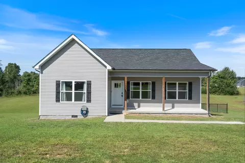 Exterior - 1274 Oak Grove Rd, Dickson, TN 37055 photo 2 of 12