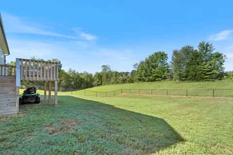 Exterior - 1274 Oak Grove Rd, Dickson, TN 37055 photo 8 of 12
