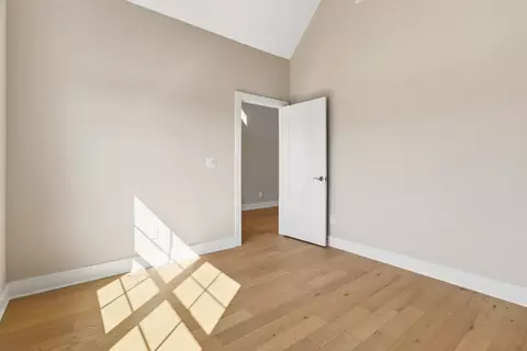 Bedroom - 5557 Sinclair St, Murfreesboro, TN 37127 photo 1 of 10