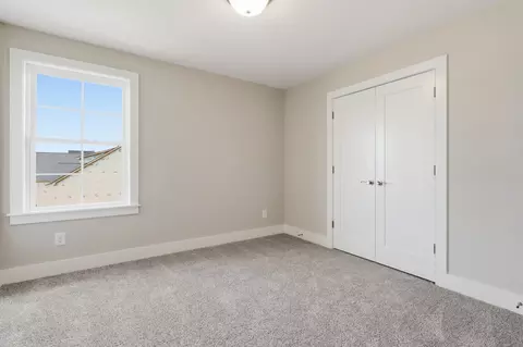 Bedroom - 5557 Sinclair St, Murfreesboro, TN 37127 photo 5 of 10