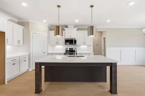 Kitchen - 5561 Sinclair St, Murfreesboro, TN 37127 photo 2 of 4