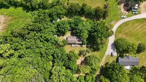 4884 Blackman Rd, Murfreesboro, TN 37129 photo 2