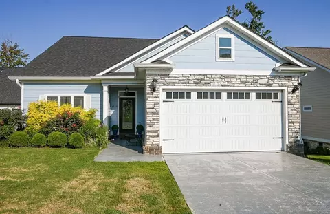 4878 Grove Park Dr NE, Cleveland, TN 37312