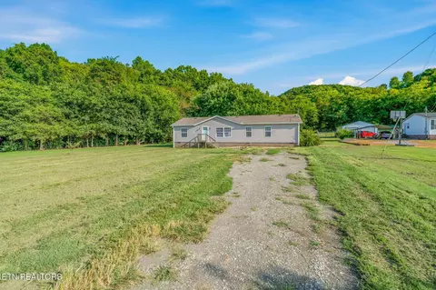 522 Farm Loop Rd, New Market, TN 37820