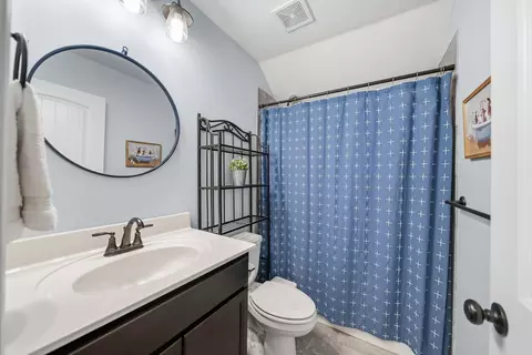 Bath - 1663 Southside Rd, Southside, TN 37171 photo 5 of 5