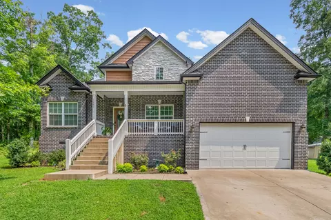 Exterior - 1663 Southside Rd, Southside, TN 37171 photo 2 of 10