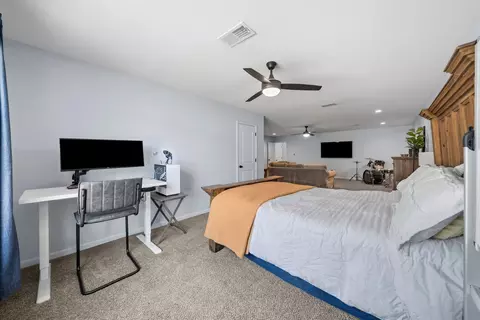 Bedroom - 1663 Southside Rd, Southside, TN 37171 photo 5 of 5