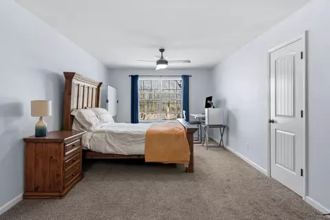 Bedroom - 1663 Southside Rd, Southside, TN 37171 photo 4 of 5