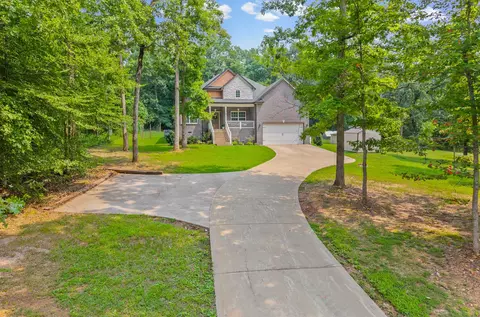 Exterior - 1663 Southside Rd, Southside, TN 37171 photo 10 of 10