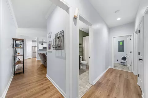 Entry Way - 1663 Southside Rd, Southside, TN 37171 photo 2 of 4