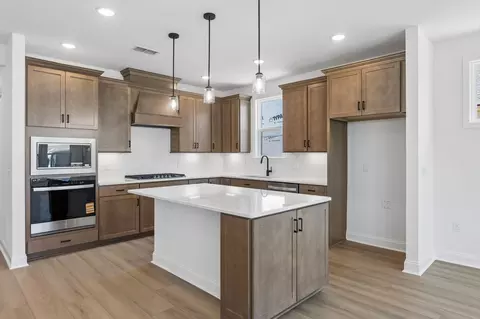 Kitchen - 457 Stanza Dr, Murfreesboro, TN 37128 photo 2 of 4
