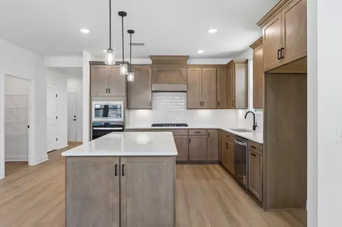 Kitchen - 457 Stanza Dr, Murfreesboro, TN 37128 photo 3 of 4