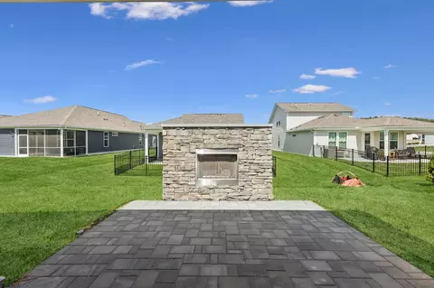 Exterior - 457 Stanza Dr, Murfreesboro, TN 37128 photo 6 of 13