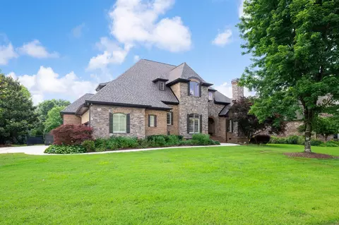 1299 Quiet Pond Dr, Chattanooga, TN 37415