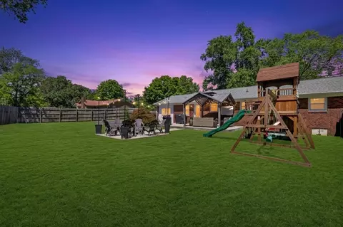 Exterior - 1311 Trinity Dr, Murfreesboro, TN 37129 photo 3 of 7