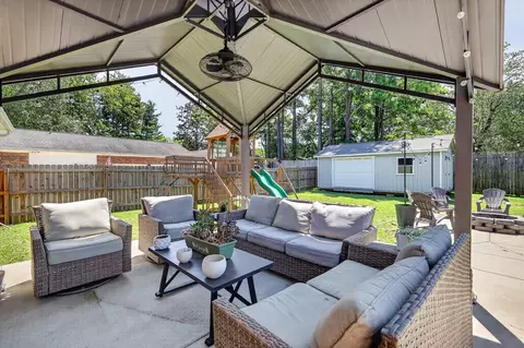 Exterior - 1311 Trinity Dr, Murfreesboro, TN 37129 photo 6 of 7