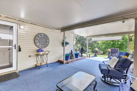 Exterior - 409 Riveredge Ct, Murfreesboro, TN 37128 photo 5 of 7