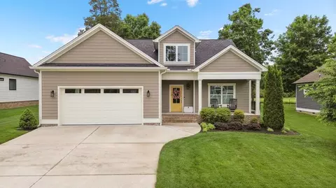 4959 Grove Park Dr NE, Cleveland, TN 37312