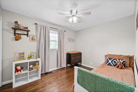 Bedroom - 871 Center Point Rd, Dover, TN 37058 photo 4 of 4