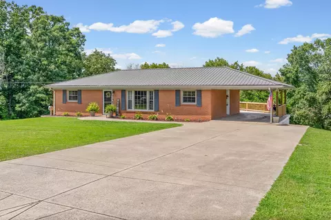 Exterior - 871 Center Point Rd, Dover, TN 37058 photo 3 of 7