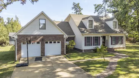 Exterior - 255 Easley Loop, Savannah, TN 38372 photo 5 of 9