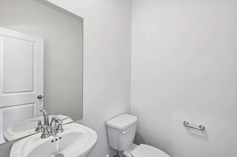 Bath - 3012 Citrine Dr, Murfreesboro, TN 37127 photo 5 of 5