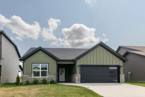 2713 Brewster Dr, Clarksville, TN 37042
