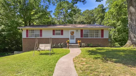 2462 Oak Cir SW, Cleveland, TN 37311