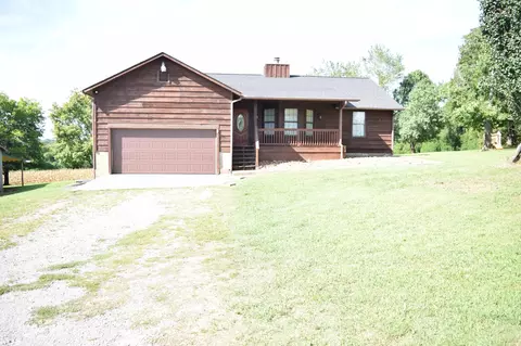 2467 Outlaw Rd, Woodlawn, TN 37191