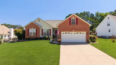 597 Edinburgh Way, Clarksville, TN 37043