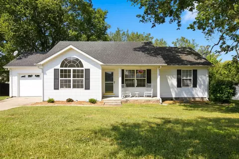 Exterior - 1119 Sentry Ct, Murfreesboro, TN 37130 photo 2 of 9