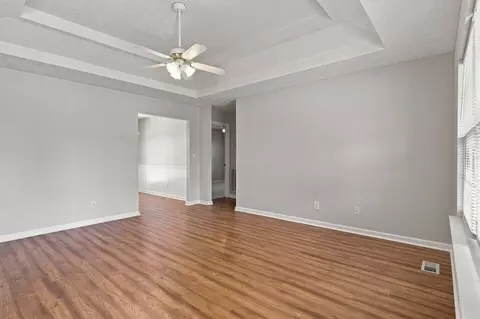 Living - 1119 Sentry Ct, Murfreesboro, TN 37130 photo 1 of 6
