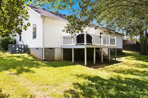 Exterior - 1119 Sentry Ct, Murfreesboro, TN 37130 photo 6 of 9