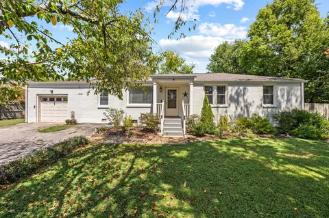3118 Lake Park Dr, Nashville, TN 37211