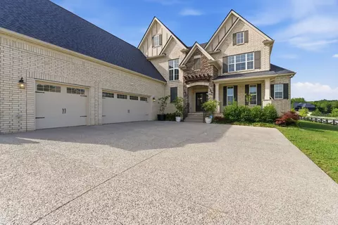 2186 Broadway St, Nolensville, TN 37135