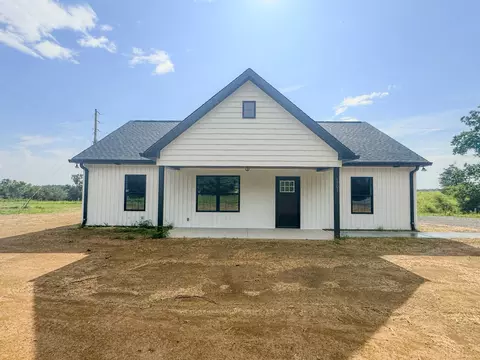 4701 Scottsville Rd, Lafayette, TN 37083