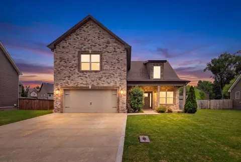 346 Rye Dr, Clarksville, TN 37043