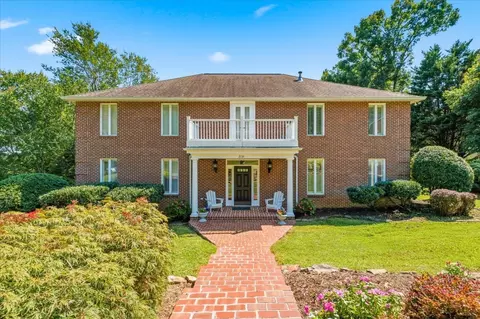 2131 Breckenridge St, Athens, TN 37303
