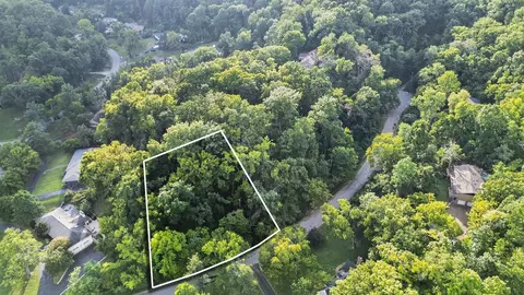6610 Ormond Dr, Nashville, TN 37205
