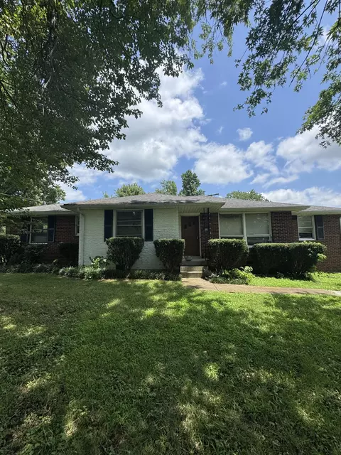 2801 Donna Hill Dr, Nashville, TN 37214
