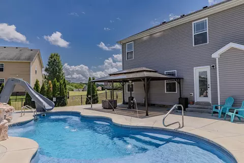 337 Ivy Bend Cir, Clarksville, TN 37043