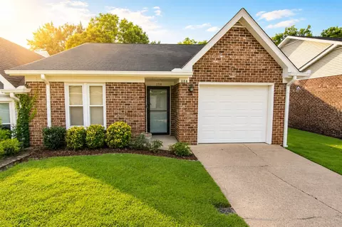208 Myhr Grn, Nashville, TN 37221