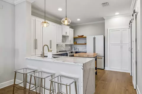 309 Seven Springs Way #403, Brentwood, TN 37027