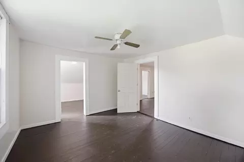 Bedroom - 301 Bennett St, Decherd, TN 37324 photo 4 of 4